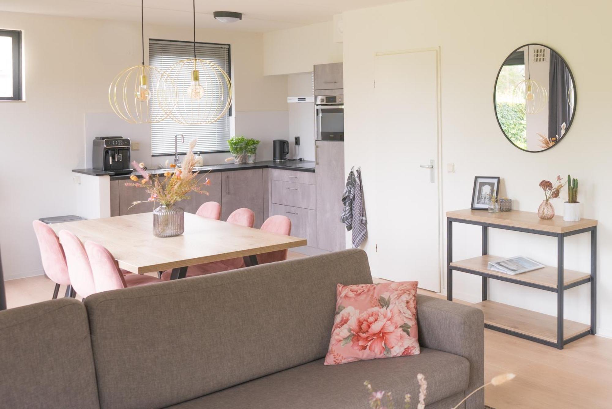 6P Vrijstaand Huis Met Royale Tuin En Hottub Ewijk Luaran gambar
