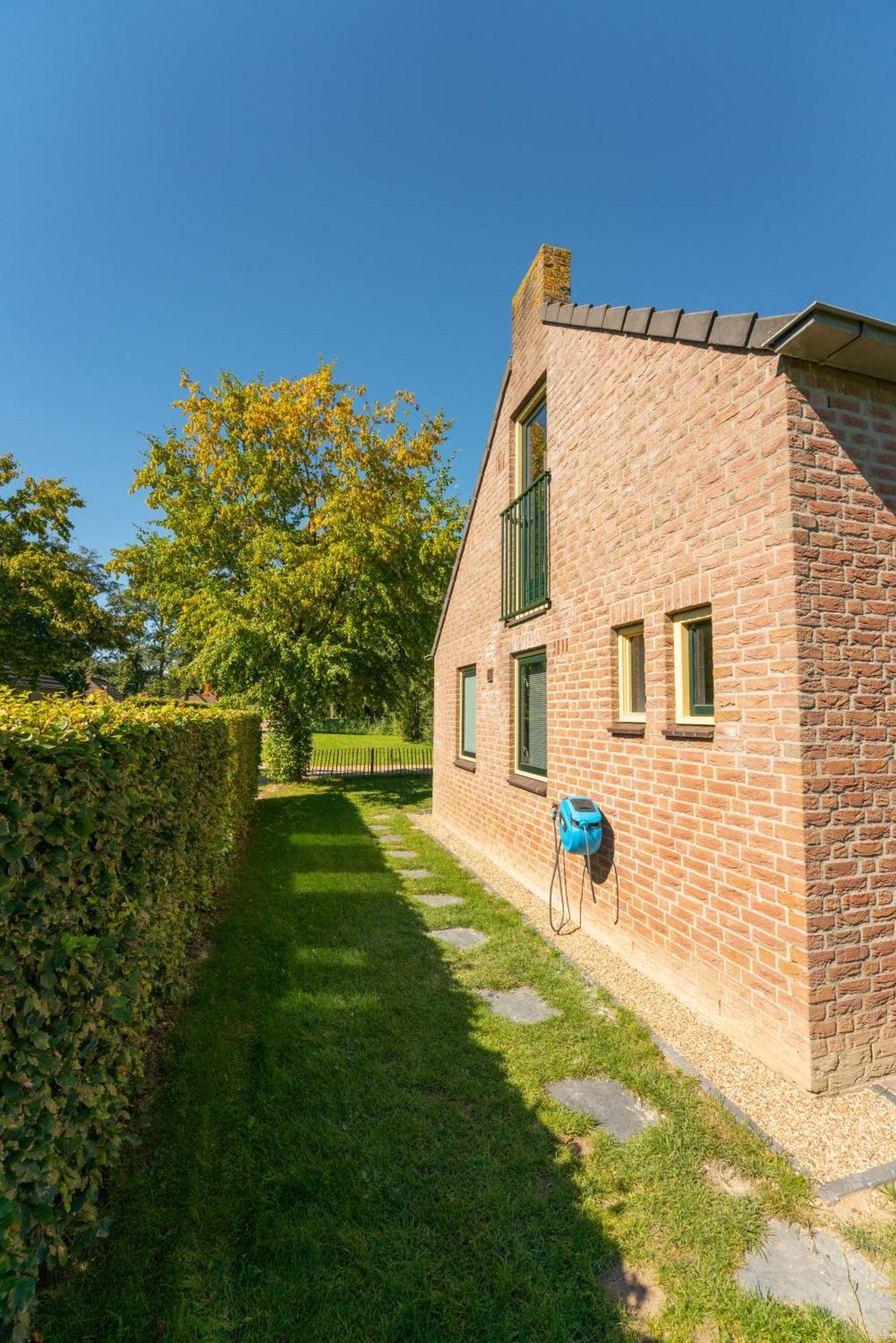 6P Vrijstaand Huis Met Royale Tuin En Hottub Ewijk Luaran gambar
