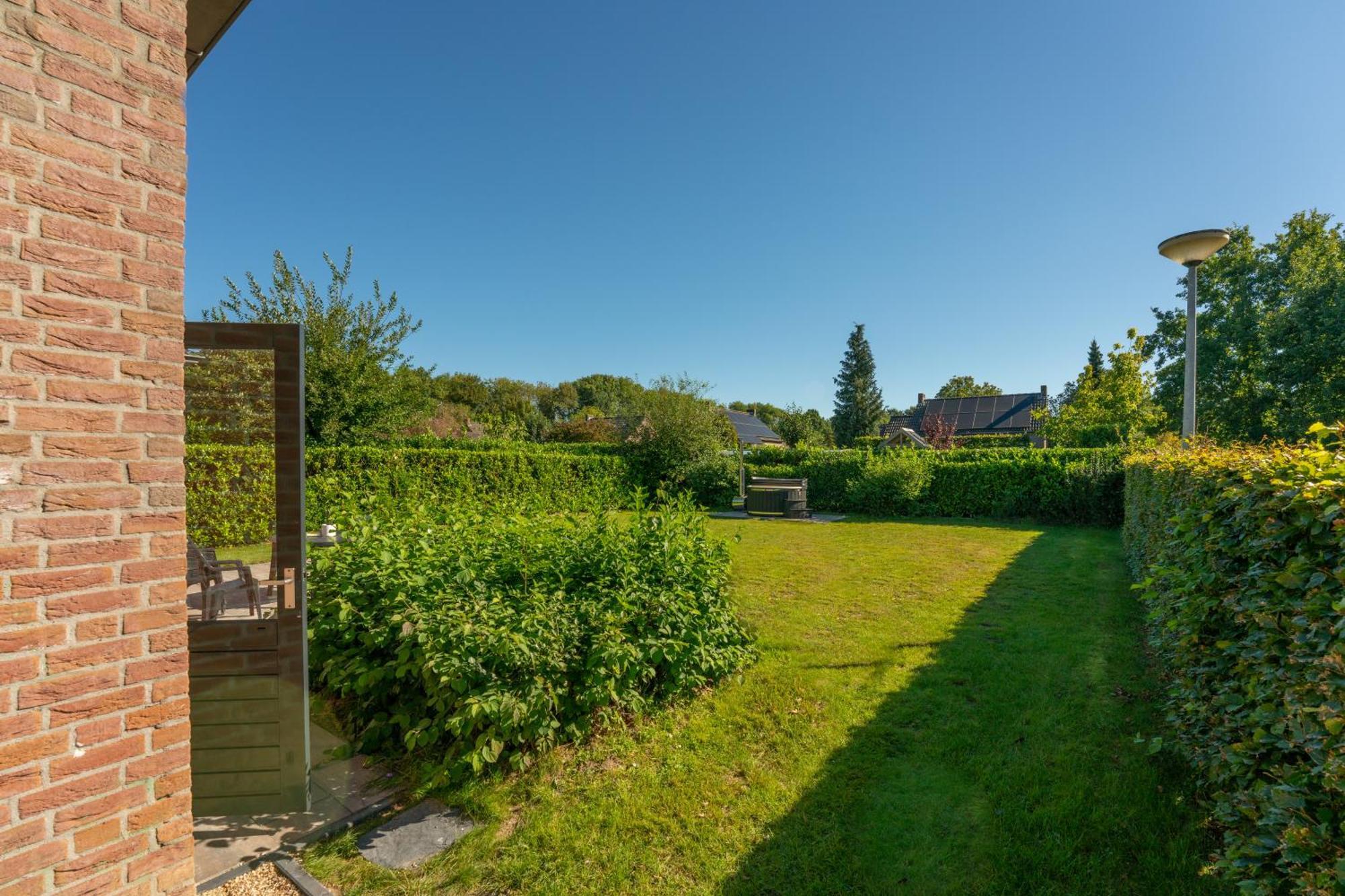 6P Vrijstaand Huis Met Royale Tuin En Hottub Ewijk Luaran gambar