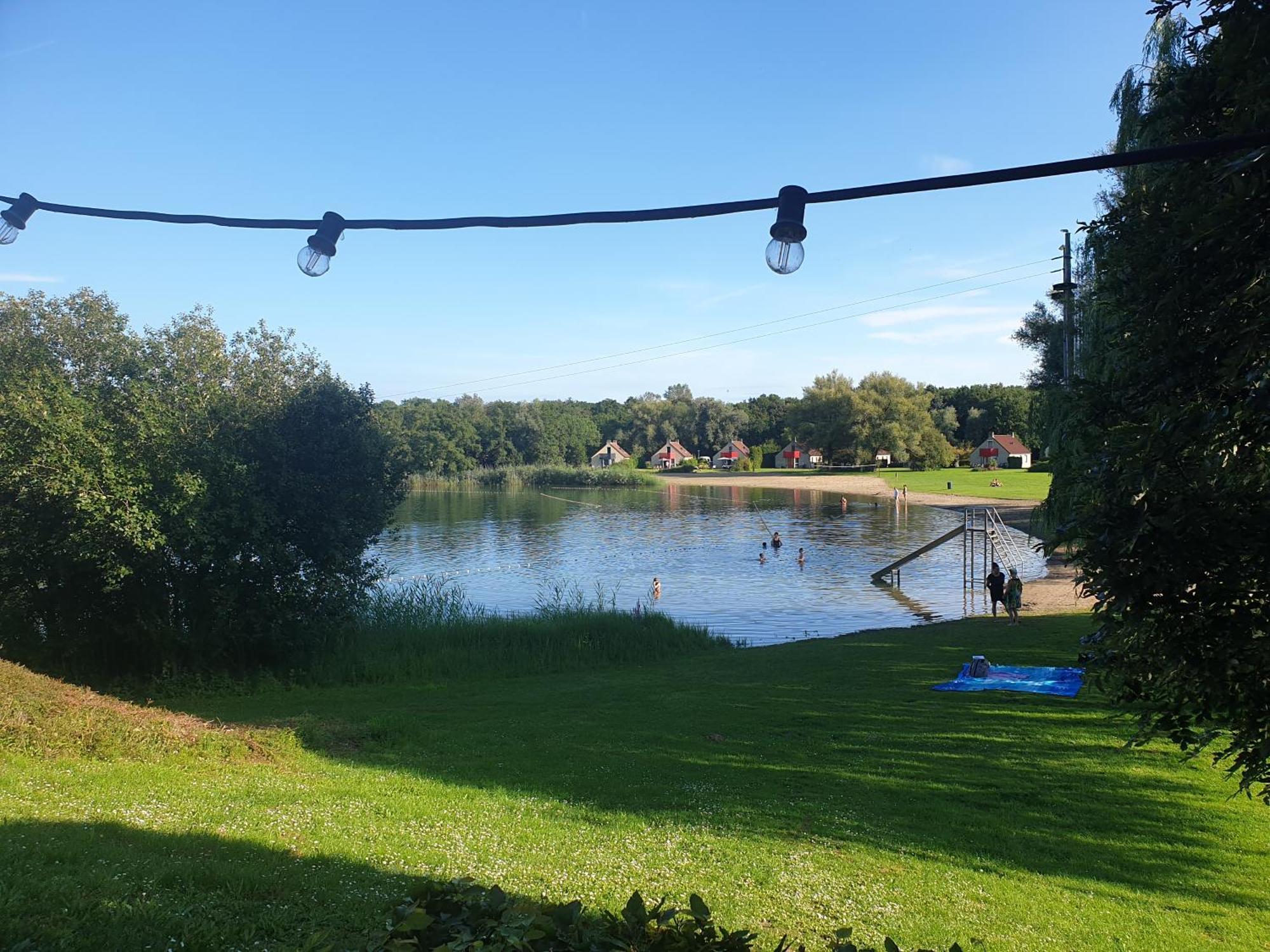 6P Vrijstaand Huis Met Royale Tuin En Hottub Ewijk Luaran gambar