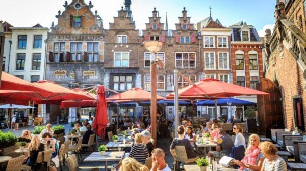 6P Vrijstaand Huis Met Royale Tuin En Hottub Ewijk Luaran gambar